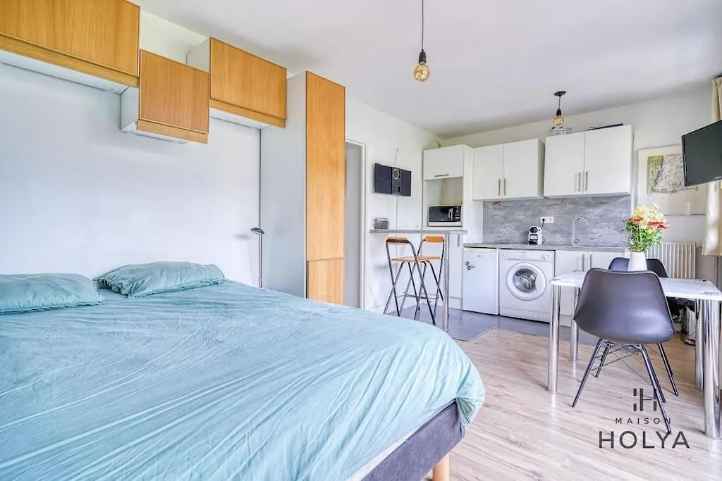 Le Fondamental - Proche Montparnasse - 252b Paris